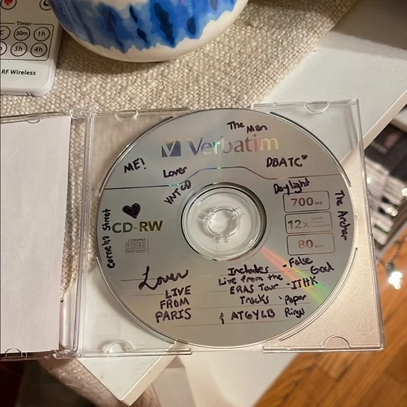 Taylor Swift Fan Made Lover Live From Paris CD 💕 - Picture 2 of 5